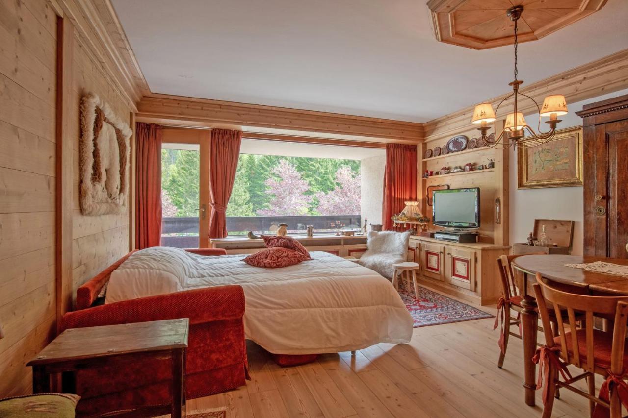 Apartment Center Madonna Di Campiglio Af ภายนอก รูปภาพ